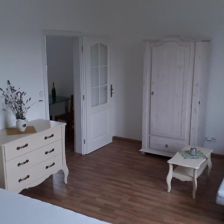 Apartman Vyhlidka ズノイモ エクステリア 写真
